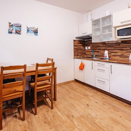 Lipno Nad Vltavou - Apartman 23 - Wifi, Parking, Netflix Экстерьер фото